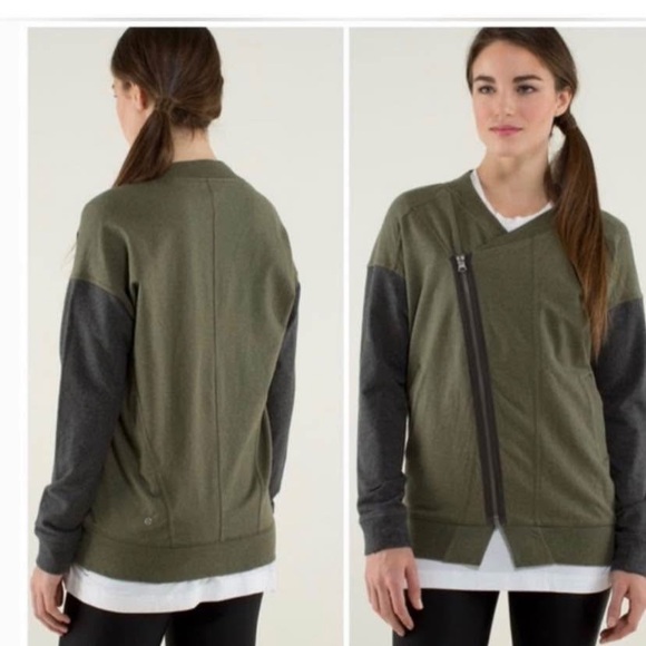Lululemon size 8 Olive Green Asymmetrical Zip Jacket - Picture 4 of 4